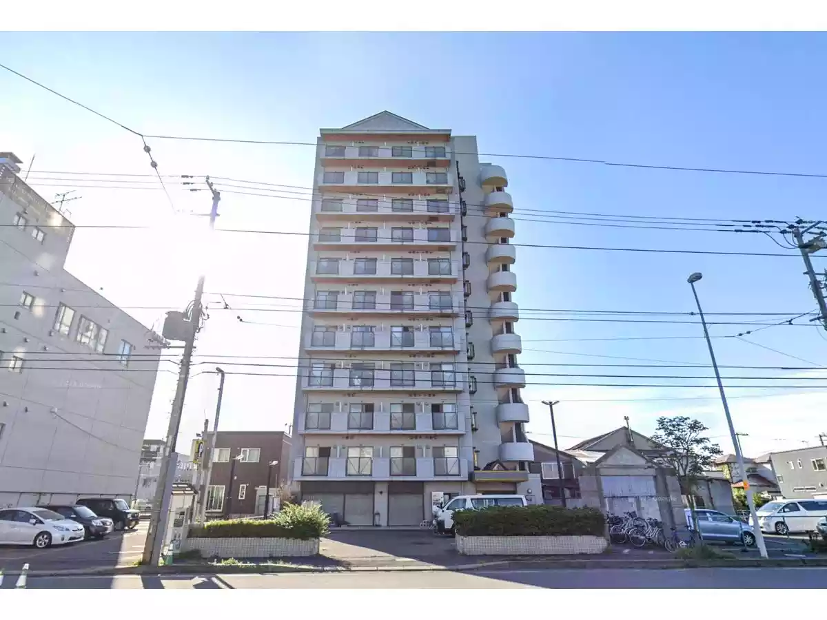 エリアワン函館市役所西の写真